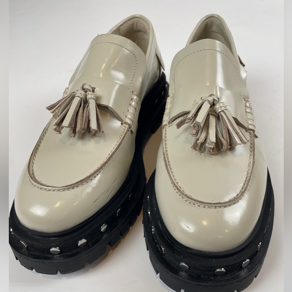 Free People Teagan Tassel Loafer antique ivory leather studded chunk women’s 8.5 - Picture 2 of 14